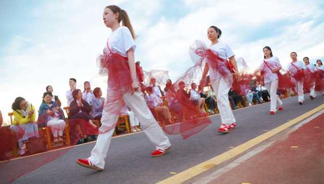 欧莱雅,日化,消费
