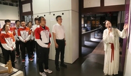 “文化底蘊(yùn)太深厚了，我深受觸動(dòng)”，國家攀巖隊(duì)隊(duì)員感受眉山魅力！