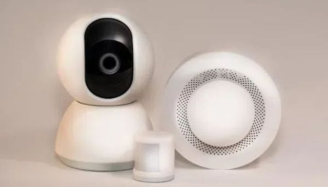 民宿摄像头事件博主公开致歉，前民宿老板揭露偷拍产业链