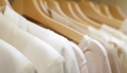 淘宝服饰商家：国内“卷疯”，海外寻路？