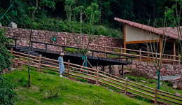 省道104線全線通車 雅安市沿線景點迎來“國慶熱”