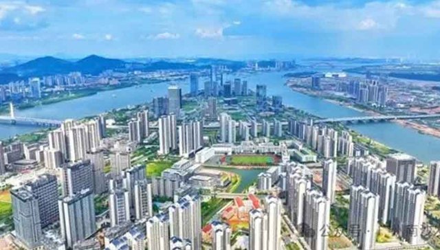 国庆期间南沙新房成交套数同比增加124%，二手成交套数同比增加88%。