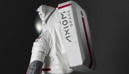 TOPBRAND | 大舆科技获融资；欧舒丹集团正式退市；泡泡玛特股价创三年新高；PRADA发布联名宇航服；AF任命创意总监