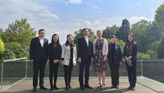 深化交流促合作 澳大利亚驻成都总领事邵美珍到访都江堰