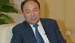 礦業(yè)大亨黃建榮，又被警示了