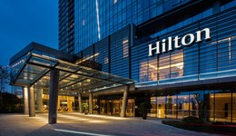 縣城有點(diǎn)小，容不下“希爾頓”