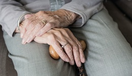 共繪養(yǎng)老幸福藍(lán)圖 郵儲(chǔ)銀行舉辦養(yǎng)老金融論壇