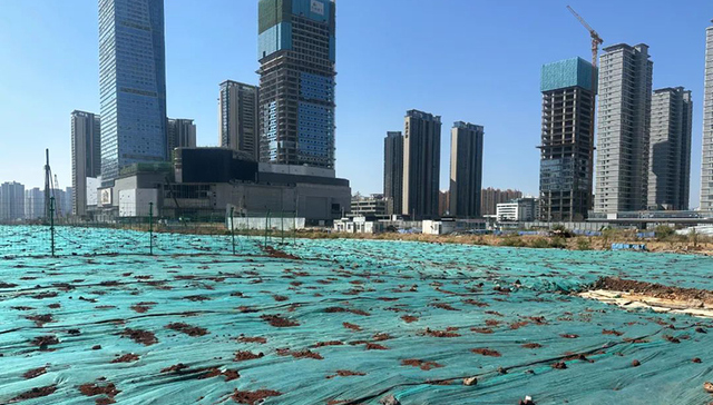 官渡区住建局：景成大厦遗留钢柱属查封资产，不能拆除只能美化