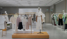 年销290亿，90后最爱的潮牌，破产了