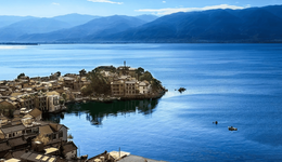 一亿游客，喂不饱大理民宿主