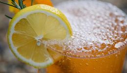搭上“檸檬味”快車，檸檬液能否成為下一個(gè)現(xiàn)象級(jí)爆品？