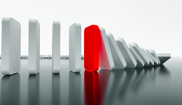 400亿，“女版乔布斯”宣布破产