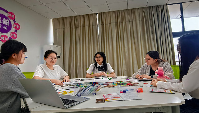 人生也可彩排，高校“重启人生”沙盘沉浸式推演生涯规划