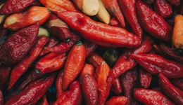 充能又上头，一文读懂辣味休闲食品行业趋势