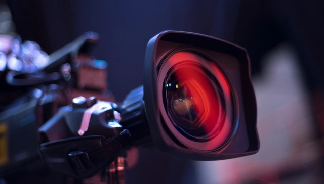 阿里巴巴,微短剧,优酷,转型,商业化,