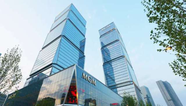 斩获国际大奖的青岛上实中心，点亮崂山城市更新之光