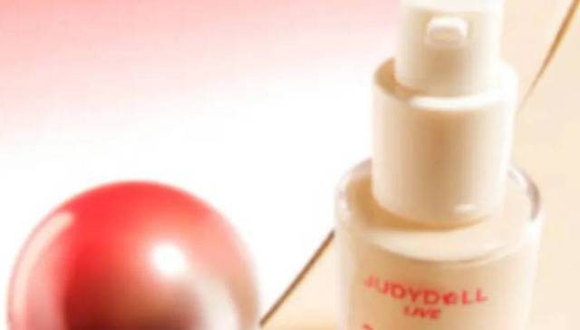 TOPBRAND | 霸王茶姬正式登陆纳斯达克；爱马仕一季度销售增长放缓；橘朵推出首个副牌；Dior任命男装创意总监