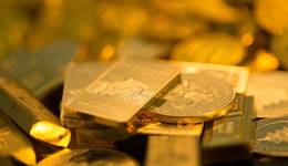 谁为金子疯狂：有人贷款十万博两千，有人不敢再贸然囤货