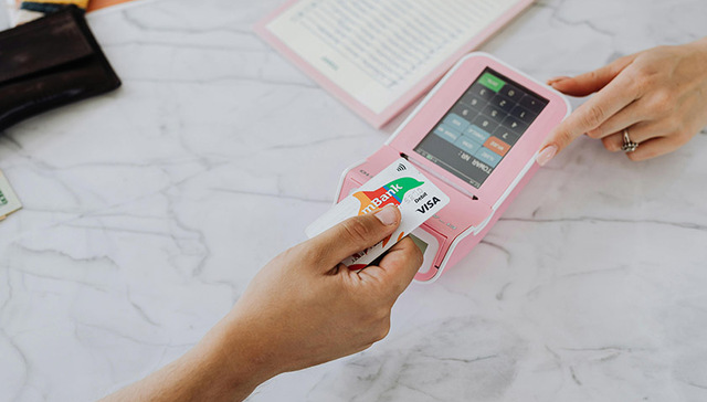 保定市首笔电子个人外汇携带证业务落地