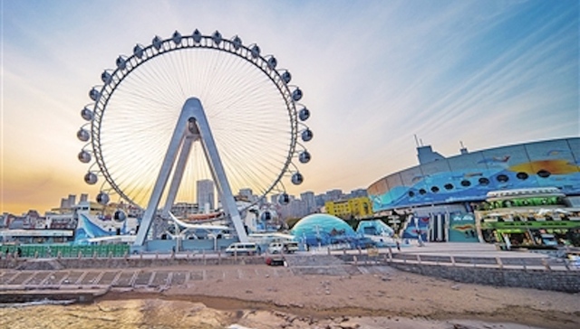 新地标 极地摩天轮今日迎客