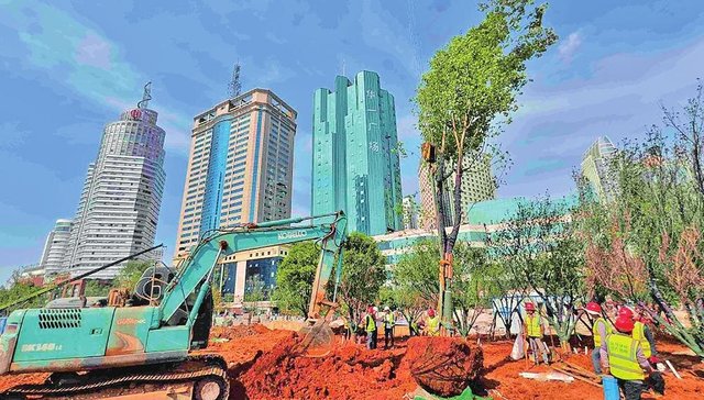 东风广场升级改造预计7月全新亮相，地铁东风广场站A口临时封闭60天