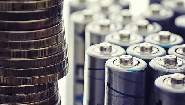 储能点了一把火，锂电大厂在洗牌