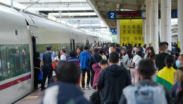 今年“五一”四川车流客流再创新高