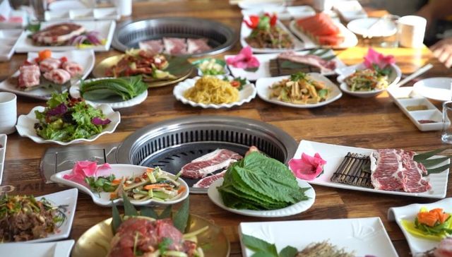 北纬47°，当齐齐哈尔烤肉与现代畜牧产业发生化学反应