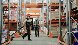 全球化“淘汰賽”開(kāi)局：菜鳥(niǎo)海外倉(cāng)的“暗戰(zhàn)”與生存危機(jī)！