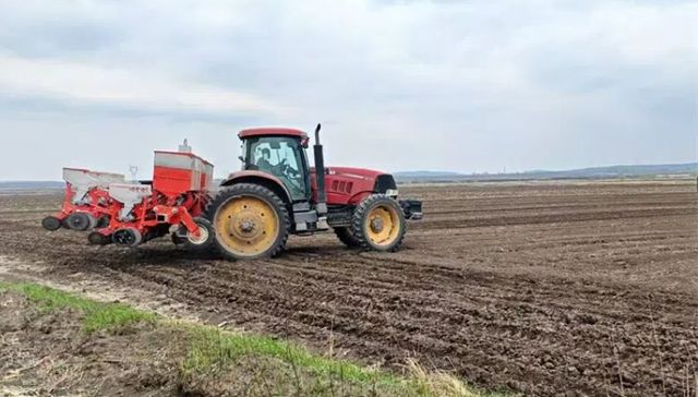 科技赋能春耕生产 | 依兰县推行“大垄种植”助力农民丰收致富