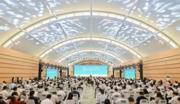 民營企業(yè)家“五津”精神注入動(dòng)力源泉 成都市新津區(qū)2025推動(dòng)民營經(jīng)濟(jì)高質(zhì)量發(fā)展大會召開