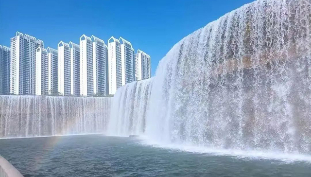 北部山水新城33亩商业用地底价拍出