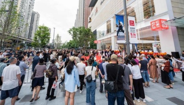 又一现象级门店诞生！优衣库西南首家城市旗舰店引爆地域消费