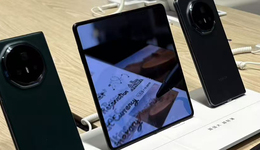 “悍将”李健执掌荣耀120天：人事大变阵，百亿美元豪赌AI