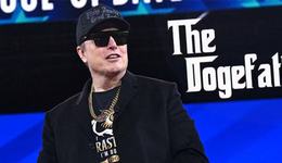 马斯克“打工的128天”：裁掉超10万人，个人财富蒸发4000亿