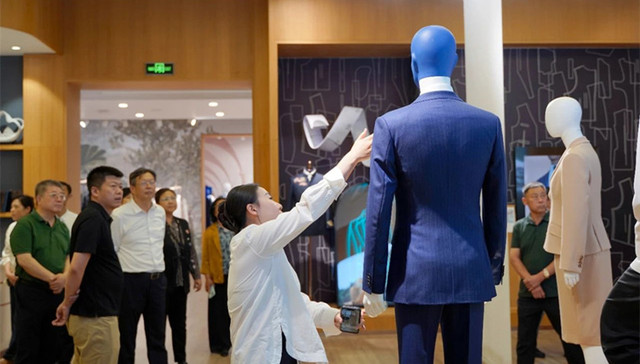 驻即青岛市人大代表视察酷特智能，共探数智化转型发展新路径