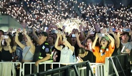 東安湖大劇院啟幕！“演唱會”+“傳統(tǒng)戲劇”，龍泉驛跨界融合打造頂流BGM~