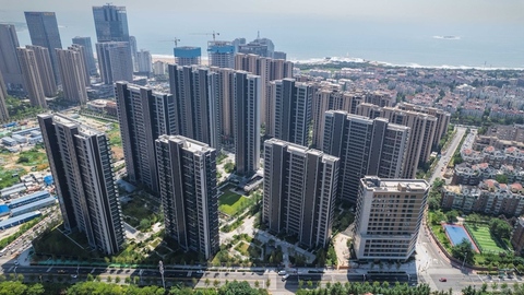 直击·鲁楼618 | 银丰玖玺城：坐享200万方山海城邦，浮山前海峯境大宅即将售罄