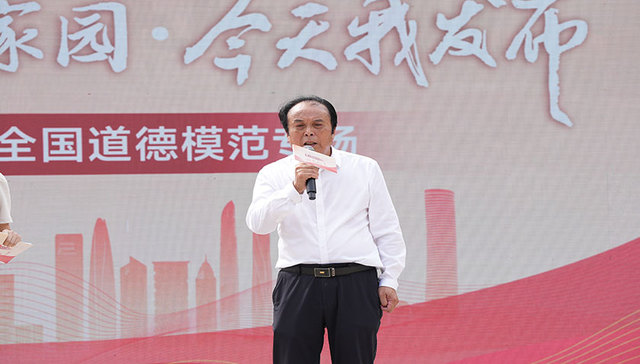 3000多次握手言和，宁波“老潘”有何神奇之处？