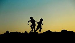 特别策划 | 让孩子成为“孩子”