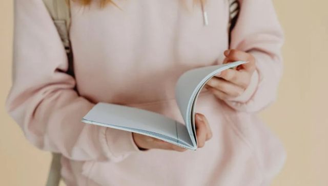 特别策划 | 他们为何成了“巨婴”？