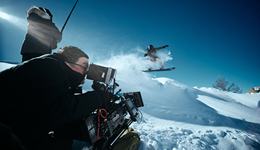 中产“三宝”，集体崩盘