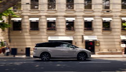 理想i8，撑得起李想的“纯电梦”吗？