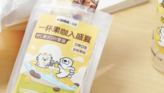 TOPBRAND | Oh Norman!获融资；传音控股拟赴港二次上市；杰尼亚集团出售5%股份；水獭吨吨联名永璞