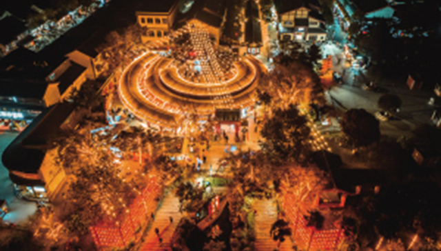 昆明出台措施促进夜间经济高质量发展，主城五区至少各建一条夜间餐饮街区