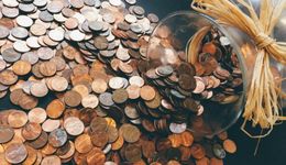 TOPBRAND | 玛士撒拉获融资；鲟龙科技拟赴港上市；高盛拟收购哈根达斯欧美运营权；沃尔玛墨西哥CEO离职