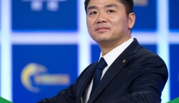 一出手就是百亿收购，刘强东忙个不停