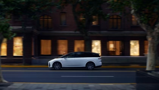 李想需要学会打逆风局