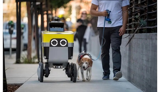 比RoboTaxi更疯狂，无人物流车的“极限战场”