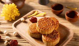 中秋还没到，卖月饼的酒店员工先崩溃了